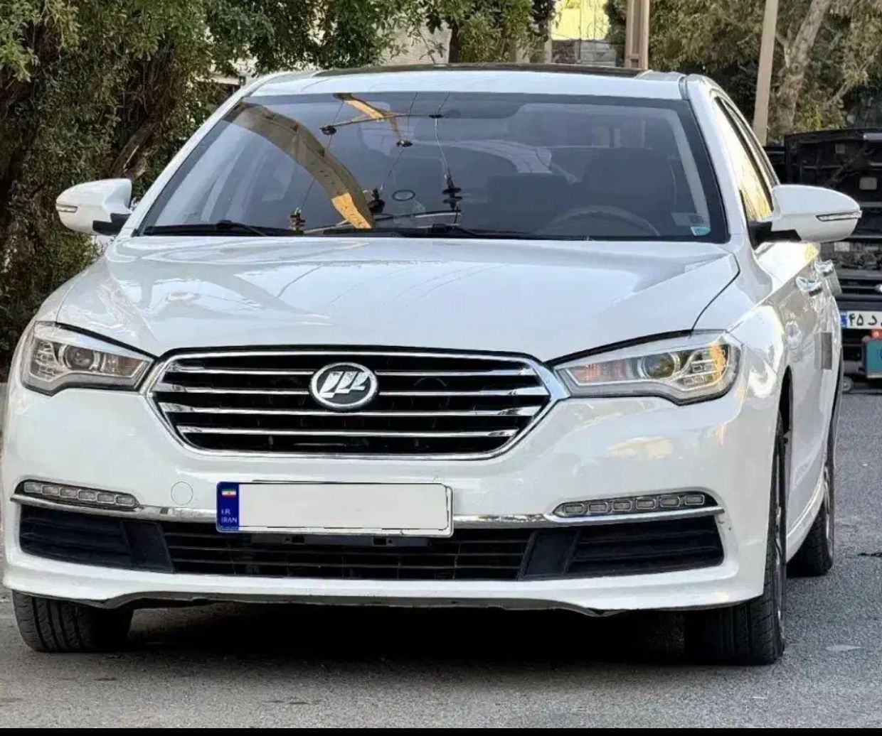 امداد خودرو لیفان